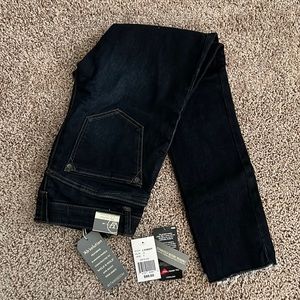 NWT Wit & Wisdom raw hem skinny jeans